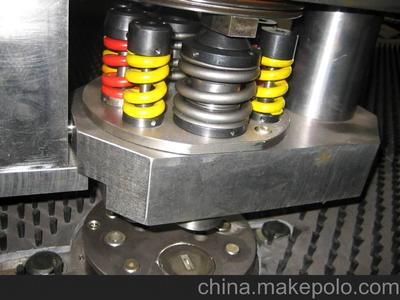 供應數(shù)控自動八工位沖床 精密模具 用于篩網(wǎng)等鈑金行業(yè)圖片,供應數(shù)控自動八工位沖床 精密模具 用于篩網(wǎng)等鈑金行業(yè)圖片大全,青島大東自動化科技-