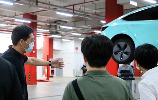 線上線下全域聯動 特斯拉開創汽車行業售后服務新常態